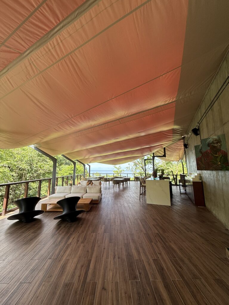 Panoramic views and a relaxing ambiance